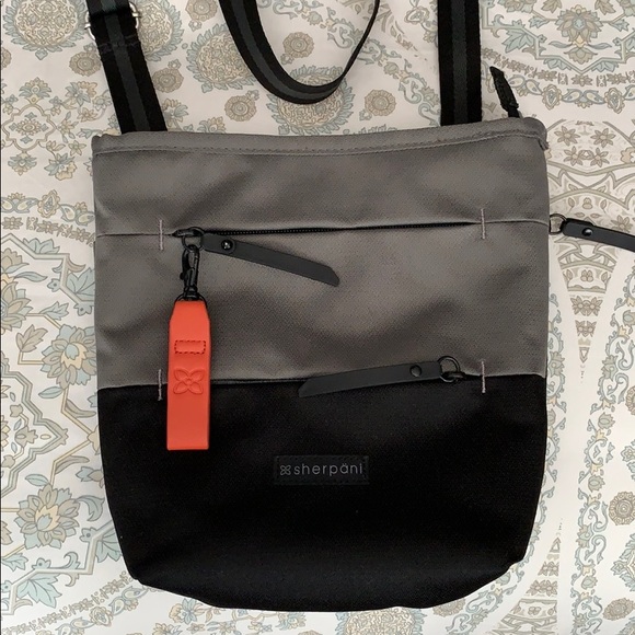 Sherpani Handbags - Sherpani Sadie Crossbody